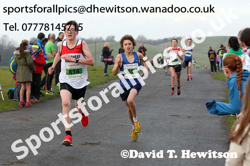 Under-15s Heaton Harriers Memorial Road Race. Photo: David T. Hewitson/Sports for All Pics
